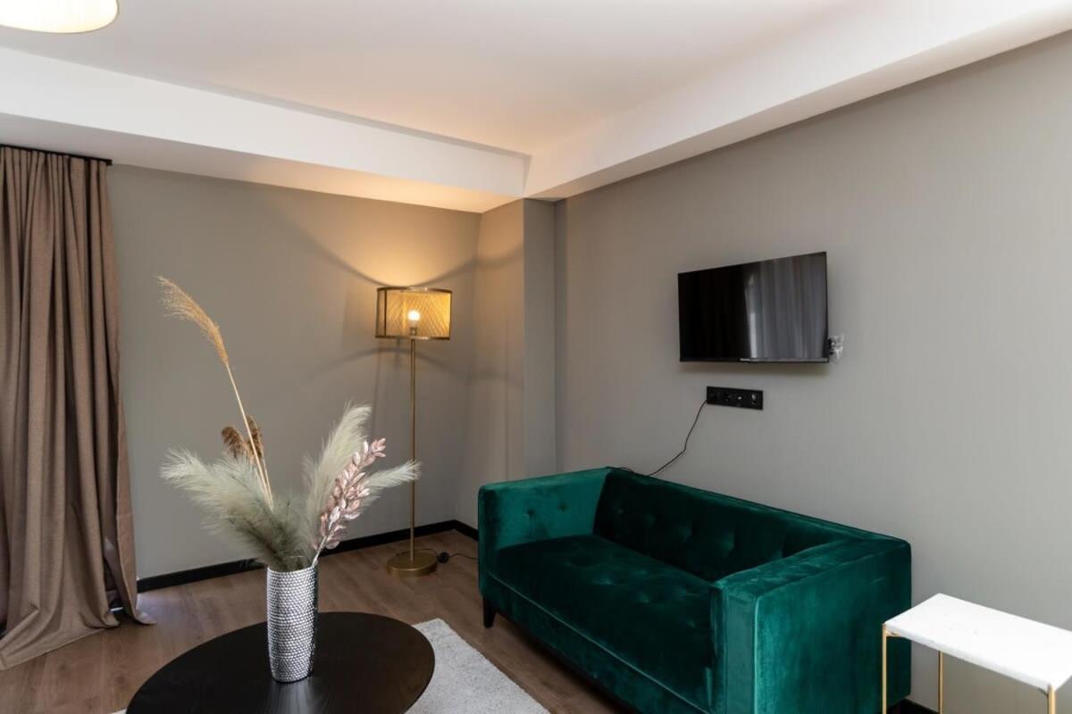 Super Stylish And Cozy 2 Bedroom 4Or6 People Apartment In Key Location In Marshall Gudauri Project Ski Resort Bagian luar foto