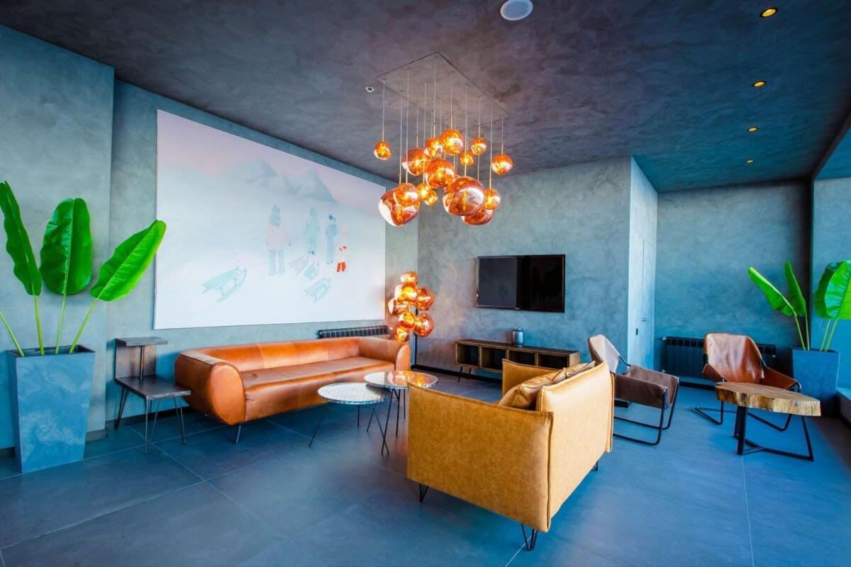 Super Stylish And Cozy 2 Bedroom 4Or6 People Apartment In Key Location In Marshall Gudauri Project Ski Resort Bagian luar foto