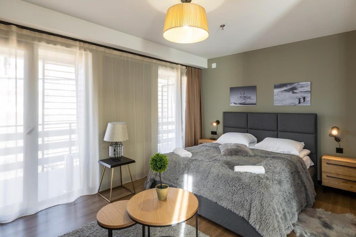 Super Stylish And Cozy 2 Bedroom 4Or6 People Apartment In Key Location In Marshall Gudauri Project Ski Resort Bagian luar foto